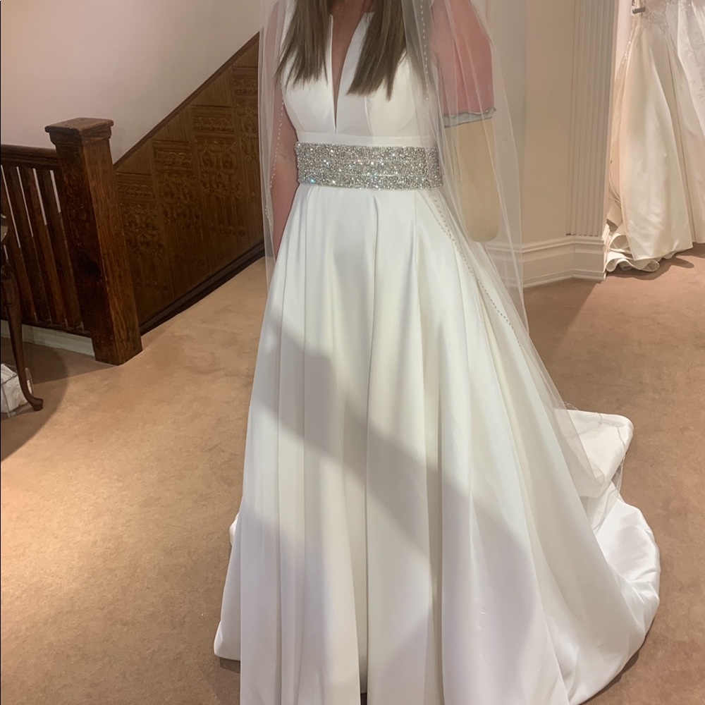 Wedding dress